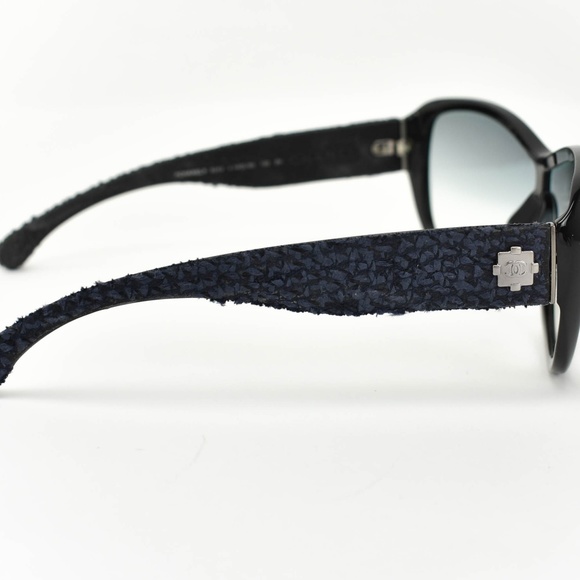 CHANEL: Black/Navy Blue, Tweed & CC Sunglasses de - Picture 5 of 8